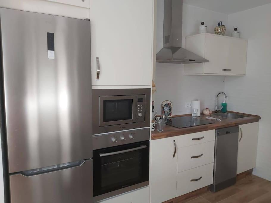Completo Con 3 Amplios Y Gran Azotea Privada Nerja