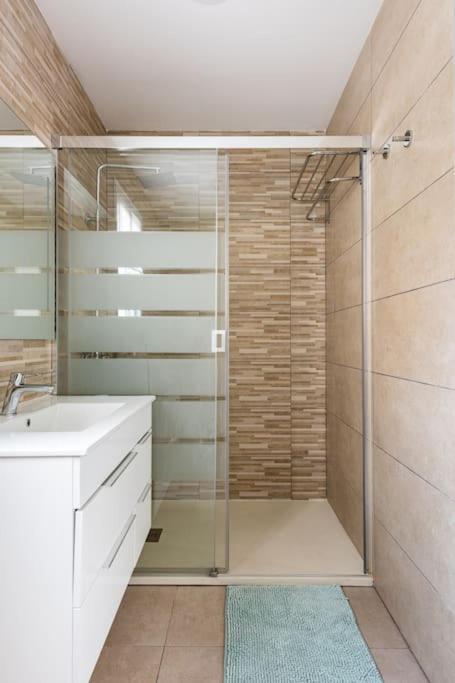 Completo Con 3 Amplios Y Gran Azotea Privada Appartamento